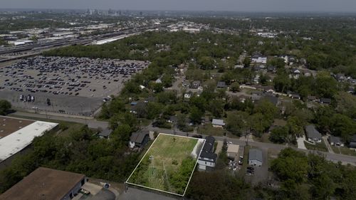 557 Veritas St, Nashville, TN, 37211-2835 | Card Image