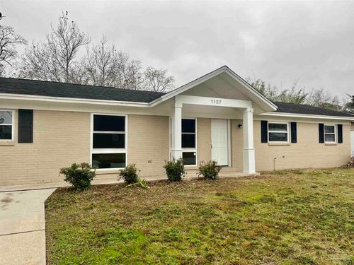 1127 Redwood Ln, Gulf Breeze, FL, 32563-3235 | Card Image