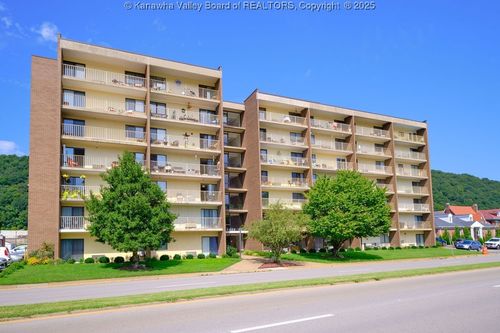 503-2106 Kanawha Blvd E, Charleston, WV, 25311-2242 | Card Image