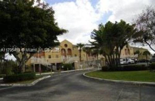 apt-24-5200 Nw 31st Ave, FORT LAUDERDALE, FL, 33309-2505 | Card Image
