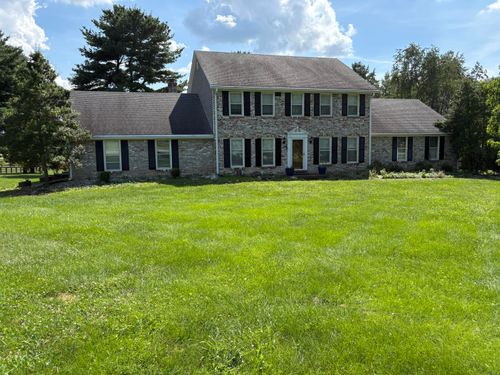 109 Barkley Est, Nicholasville, KY, 40356-9425 | Card Image