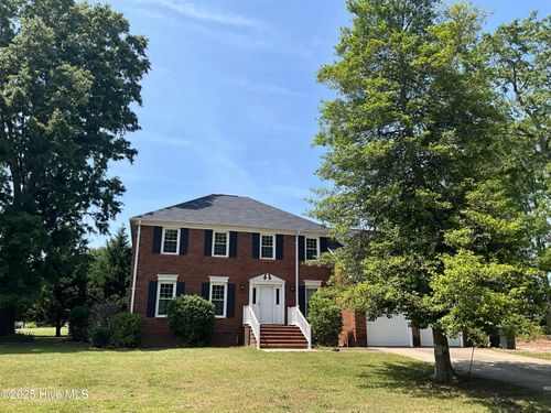 2001 Crooked Creek Rd, Greenville, NC, 27858-8433 | Card Image