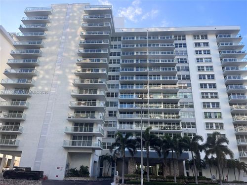 h-5750 Collins Ave, Miami Beach, FL, 33140-2313 | Card Image