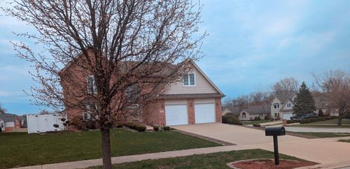 18507 Indie Ct, Hazel Crest, IL, 60429-2469 | Card Image