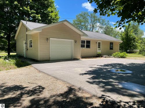 10511 Lake Of The Woods Rd, Mancelona, MI, 49659-8882 | Card Image