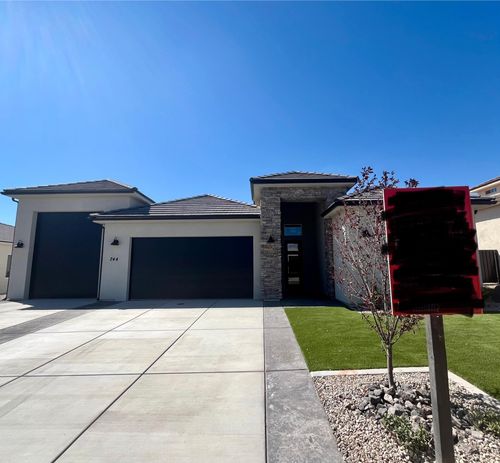 744 S Middle Creek Dr, Washington, UT, 84780-3642 | Card Image