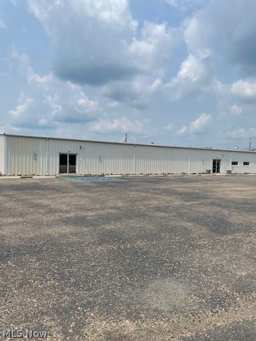 23024 County Road 621, Coshocton, OH, 43812-8968 | Card Image