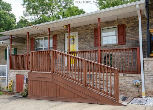 5 Dogwood Ln, Saint Albans, WV, 25177-3463 | Card Image