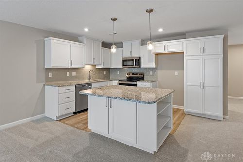 56-102-4214 N Golden Clove Bnd, Sugarcreek Township, OH, 45305 | Card Image