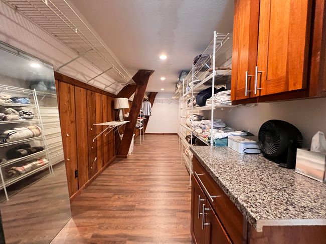 701 Layton Rd, Home with 5 bedrooms, 4 bathrooms and null parking in Anderson IN | Image 25