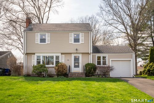 127 Montclair Dr, West Hartford, CT, 06107-1266 | Card Image