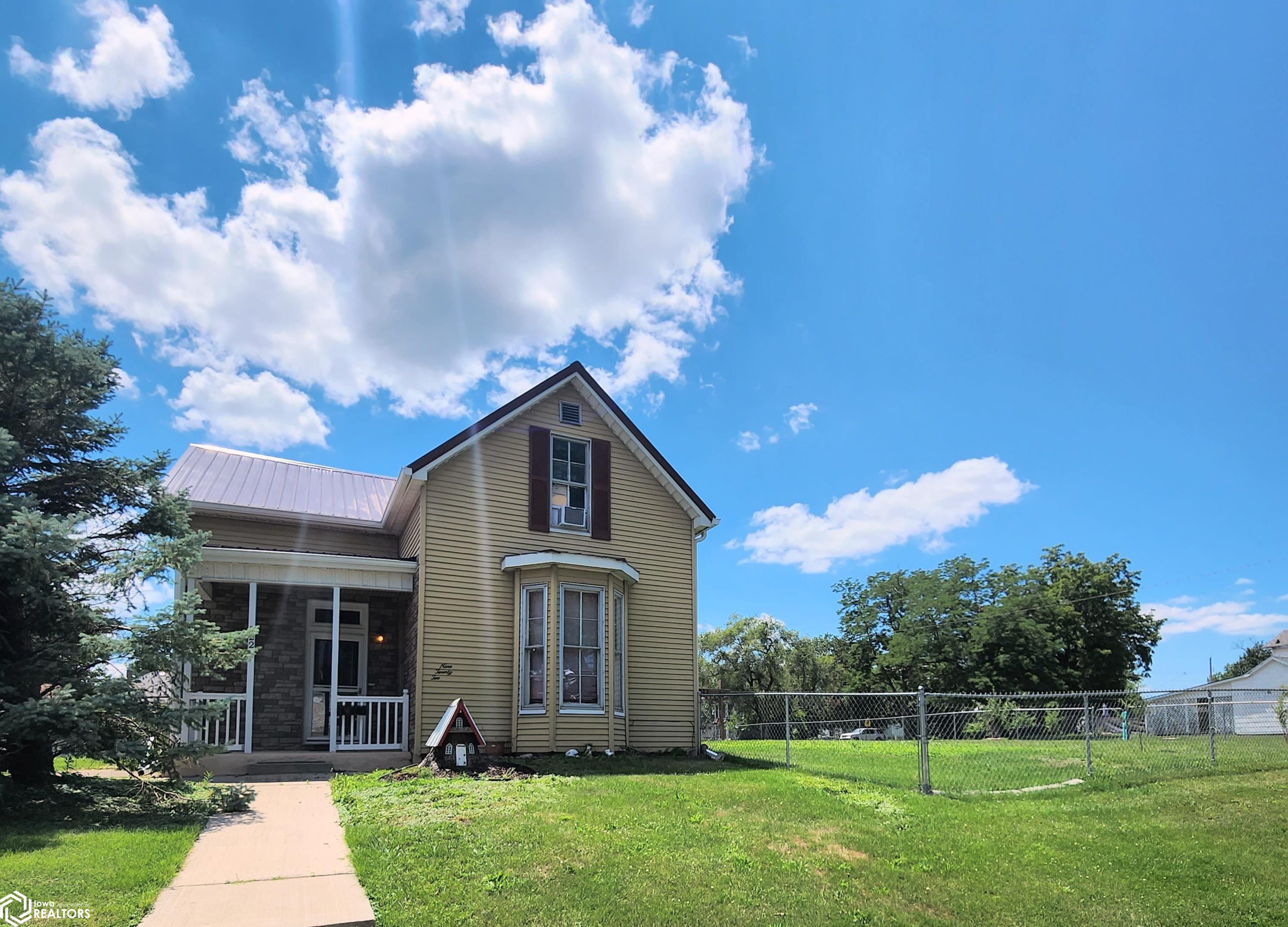 Bank St, Keokuk, IA 52632