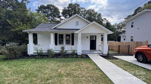 409 W 6th Ave, Gastonia, NC, 28052-4033 | Card Image