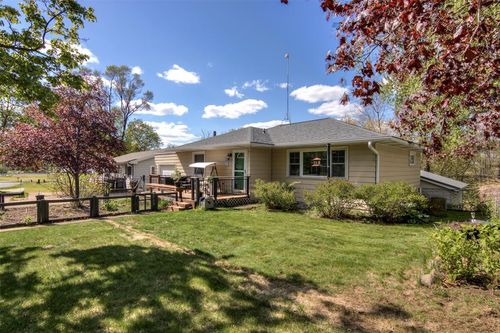 1304 Fairway St, Eau Claire, WI, 54701-4108 | Card Image