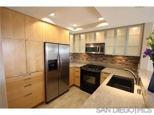 14-9971 Scripps Westview Way, San Diego, CA, 92131-2408 | Card Image