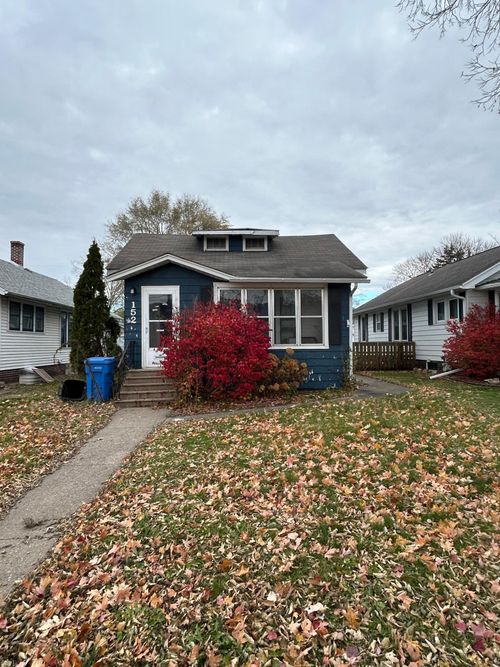 152 E Mark St, Winona, MN, 55987-3653 | Card Image