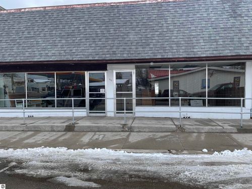 111 W Main St, Rose City, MI, 48654-2502 | Card Image