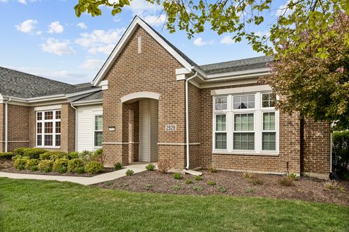 2929 Portage St, Naperville, IL, 60564-6012 | Card Image