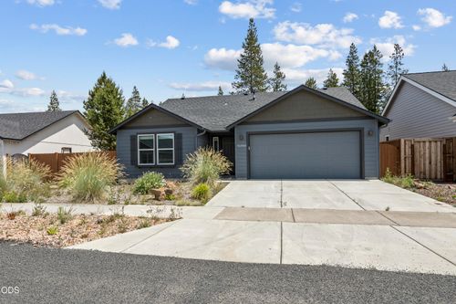 51350 Apache Tears Ct, La Pine, OR, 97739-7809 | Card Image
