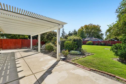 9380 Mirandy Dr, Sacramento, CA, 95826-5225 | Card Image