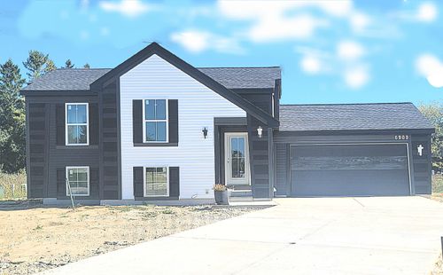 6900 W Beatrice Ct, MILWAUKEE, WI, 53223-2158 | Card Image