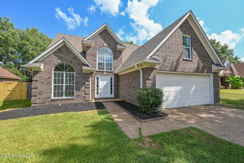 2166 Greencliff Dr, Southaven, MS, 38672-8619 | Card Image