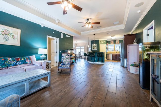 Family Room | Image 10