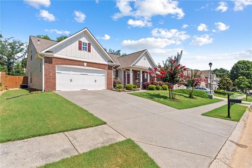 1822 Madrid Falls Dr, Braselton, GA, 30517-3473 | Card Image