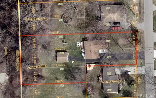 3750 Alida Ave, Rochester Hills, MI, 48309-4243 | Card Image