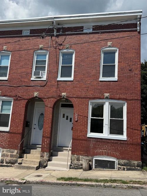 206 Pear St, CUMBERLAND, MD, 21502-1536 | Card Image