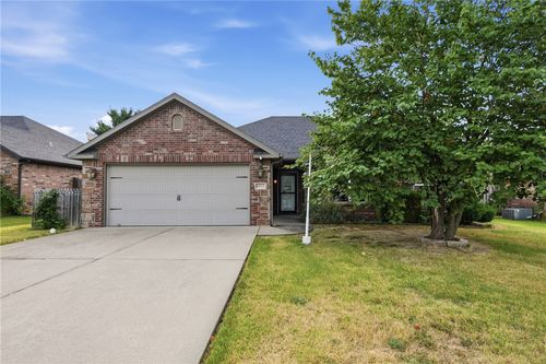 6011 S 38th St, Rogers, AR, 72758-4535 | Card Image