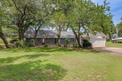 214 Island Lodges Dr, Buchanan Dam, TX, 78609-4202 | Card Image