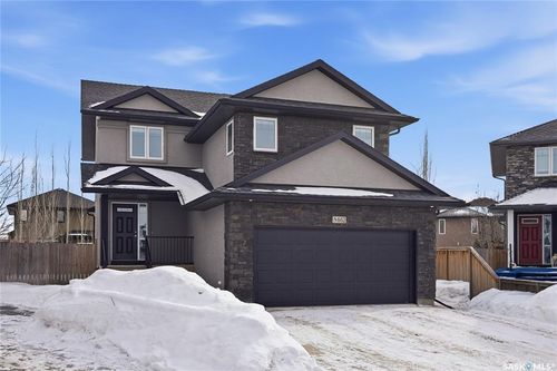 662 Sutter Bay, Saskatoon, SK, S7T0R5 | Card Image