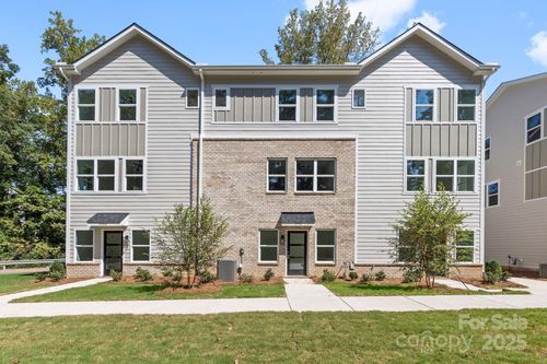 3956 Hager Dr, Charlotte, NC, 28208-4769 | Card Image
