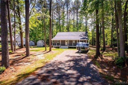 146 Portal Dr, Montross, VA, 22520-4014 | Card Image