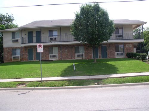 315 Bernard St, Denton, TX, 76201-7424 | Card Image
