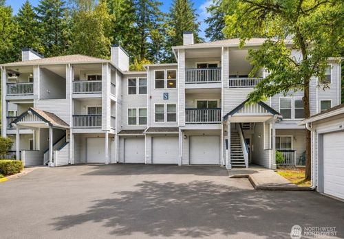 s303-33020 10th Ave Sw, Federal Way, WA, 98023-5048 | Card Image