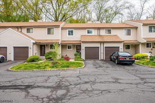 12 Tulip Ct, Edison, NJ, 08820-4314 | Card Image