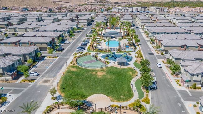 UNIT-2 - 2766 Atomic Tangerine Way, Townhouse with 3 bedrooms, 2 bathrooms and null parking in Las Vegas NV | Image 27