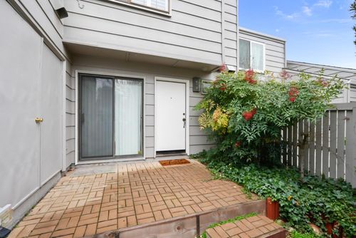 apt-b-230 W Rumble Rd, Modesto, CA, 95350-1343 | Card Image