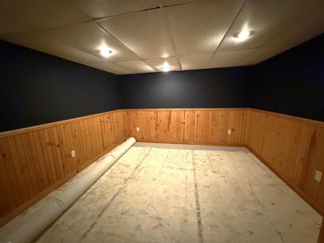 1906 22 Nd Avenue, House other with 4 bedrooms, 3 bathrooms and null parking in Menominee MI | Image 31