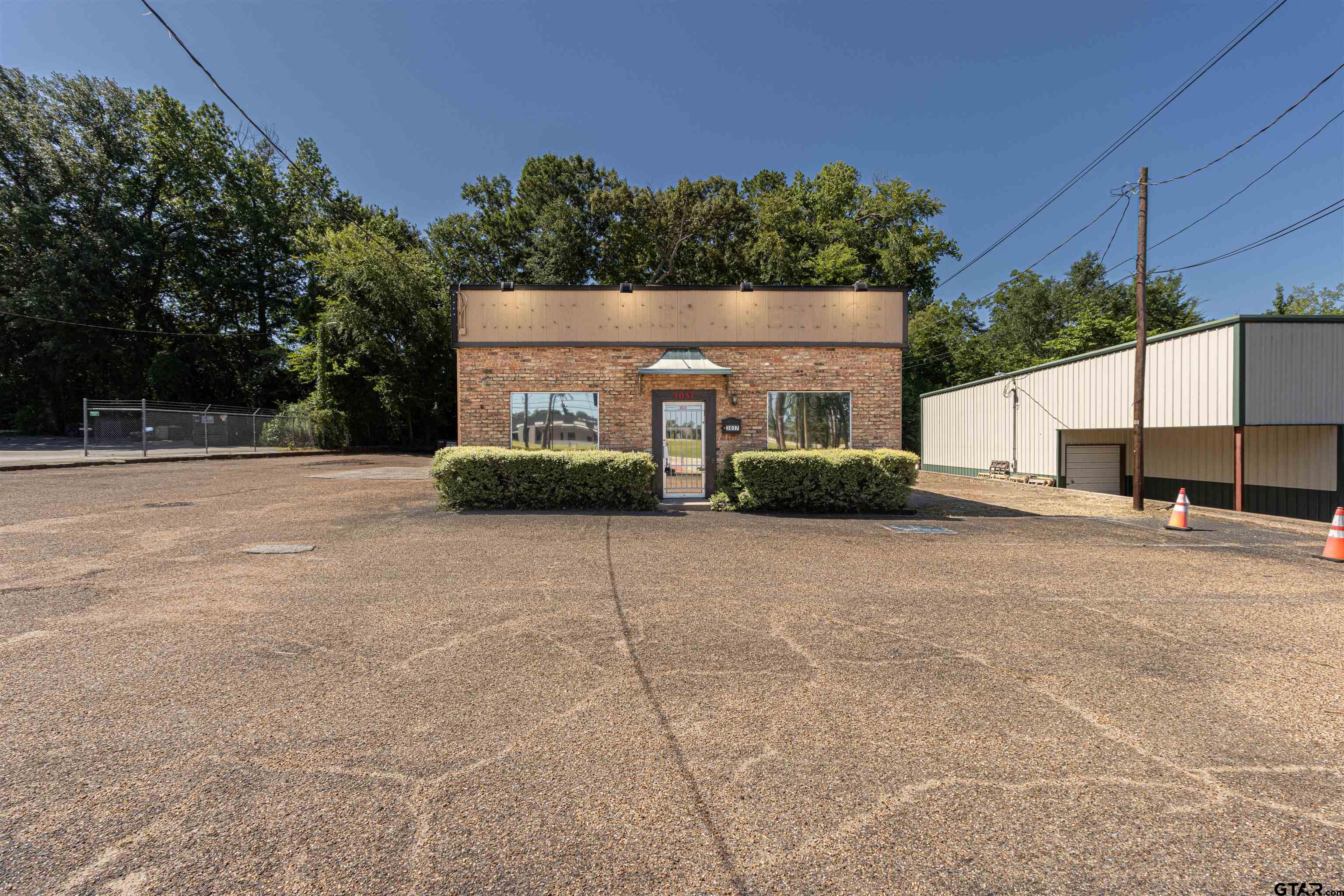 Commercial Lease in Tyler