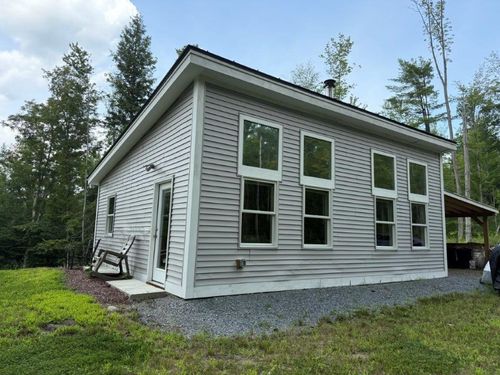 28 Upper Stonehouse Mountain Rd, Orford, NH, 03777-4833 | Card Image