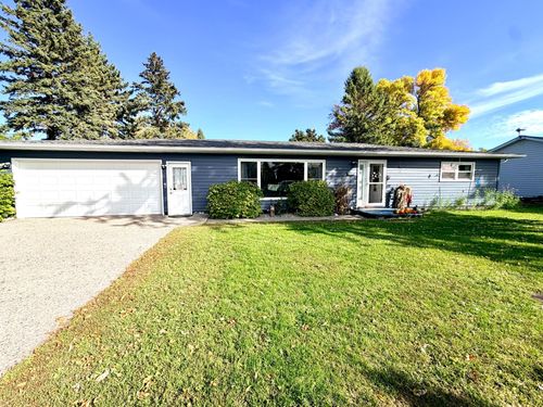 1318 Sunny St, Crookston, MN, 56716-1330 | Card Image