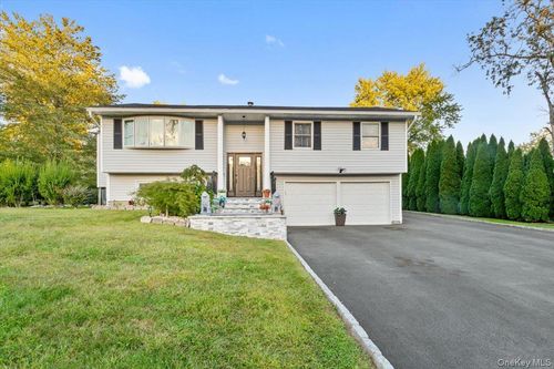 3484 Curry St, Yorktown Heights, NY, 10598-2205 | Card Image