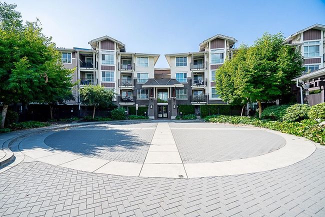 228 - 5788 Sidley Street, Condo with 1 bedrooms, 1 bathrooms and 1 parking in Burnaby BC | Image 1