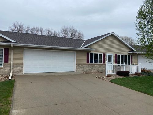 934 Homewood Ave, Worthington, MN, 56187-1164 | Card Image