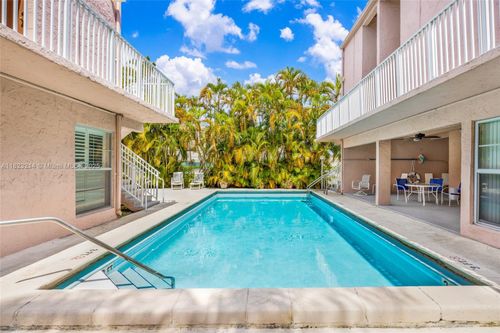 apt-11-449 Swallow Dr, Miami Springs, FL, 33166-4464 | Card Image