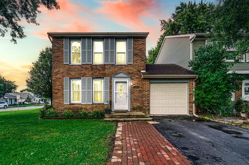 1326-1326 Spring Valley Dr, Carol Stream, IL, 60188-9079 | Card Image