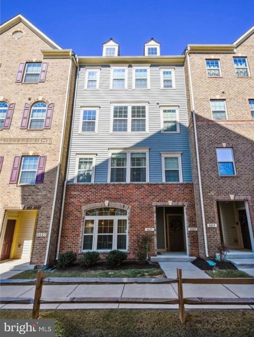 8025 Orchard Grove Rd, ODENTON, MD, 21113-3404 | Card Image